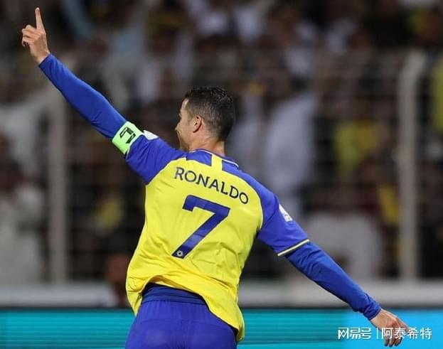 埃弗顿VS利物浦技术分析电讯报：利物浦能威胁巴黎，却无法在英超保持稳定令人费解